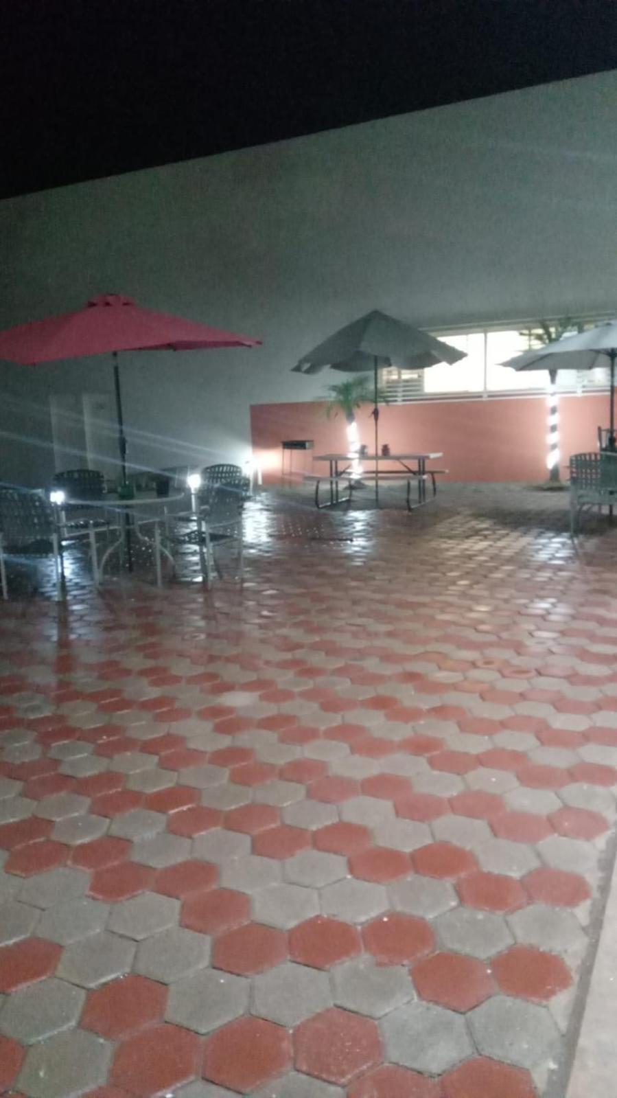 Hotel Oasis Heroica Caborca Bagian luar foto
